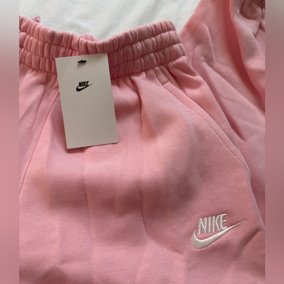 NIKE Girls Hoodie & Jogger 2 Piece Set Pink Size Medium Loose Fit - Picture 4 of 7